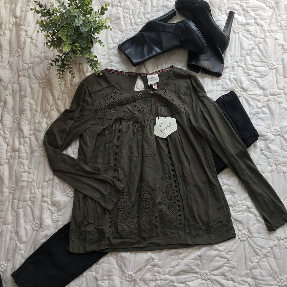 NWT Knox Rose Olive Green Peasant Top